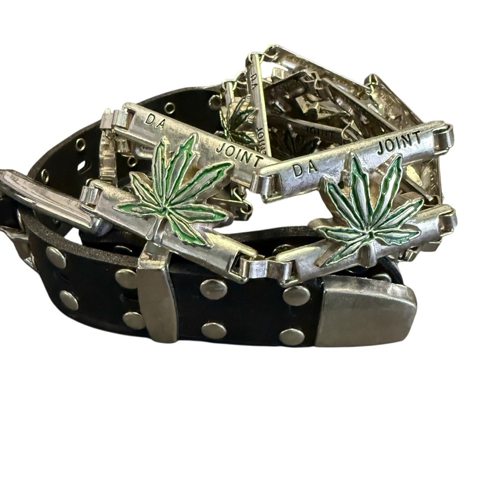 VTG Joint Ganja Weed Belt Size 41 Black & Silver Tone Chrome Metal Studs Y2K